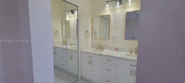 Building Photo - 11476 NW 77th Ln