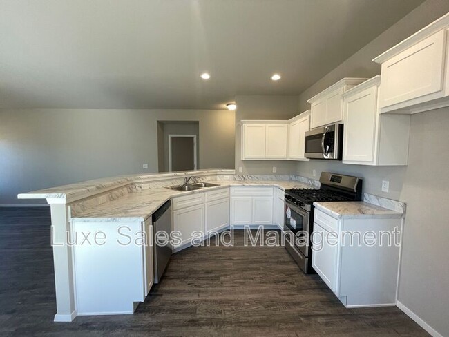 Building Photo - 16126 S 88th E Ave