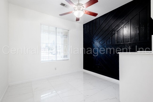 Building Photo - 4 Bedroom/3 Bath Home with Paid Solar - $3295 Per Month!