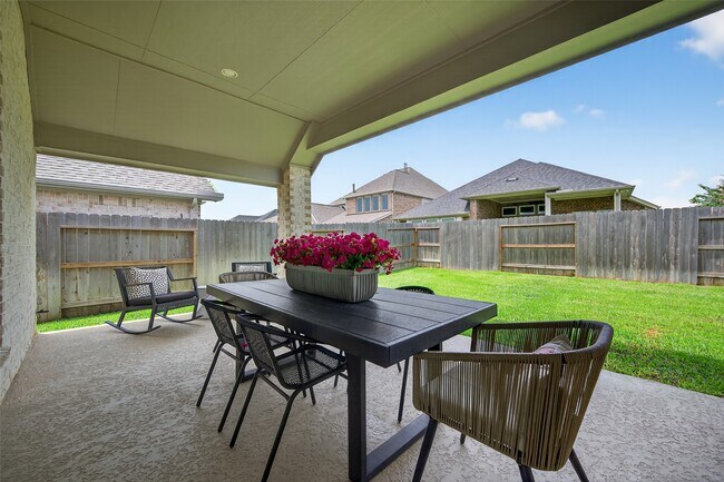 Building Photo - 19302 Seabiscuit Stable Trl