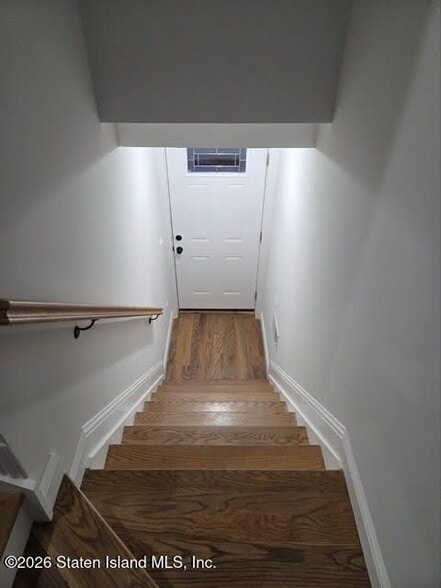 Building Photo - 69 Nashville St