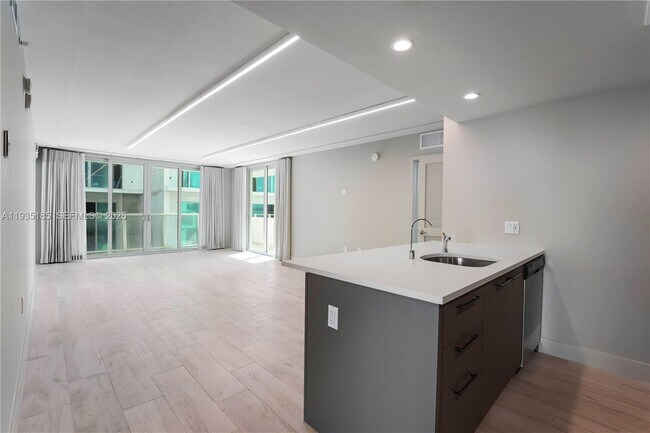 Building Photo - 1150 101st St