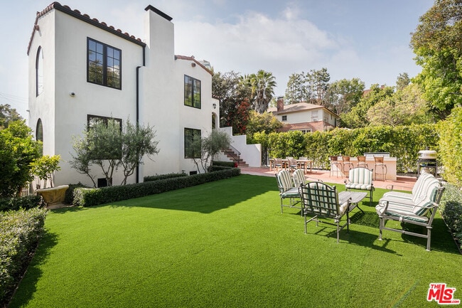 Building Photo - 1009 Carol Dr