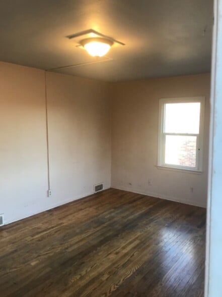 Building Photo - 2120 23rd St