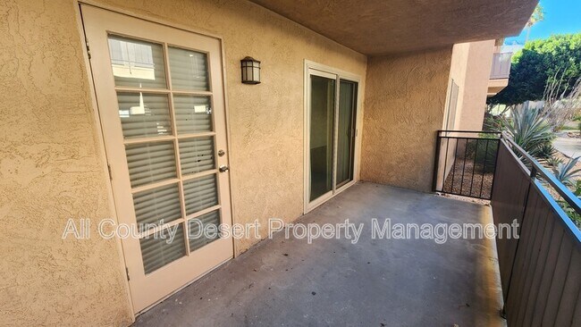 Building Photo - 400 N Sunrise Way