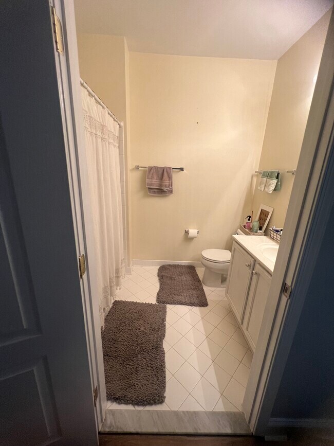 Building Photo - 23620 Overlook Park Dr