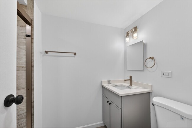 Building Photo - 500 Colgate Ct