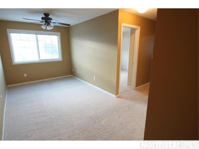 Building Photo - 2127 Grenadier Ave N