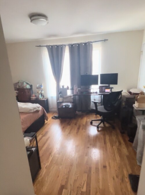 Master Bedroom - 311 Cross St