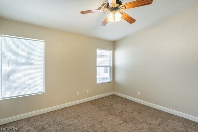 Building Photo - 3130 Meadow Flower Ave