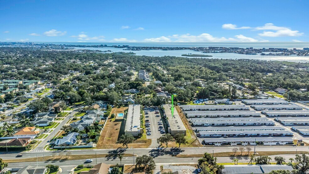 Building Photo - 12300 Park Blvd