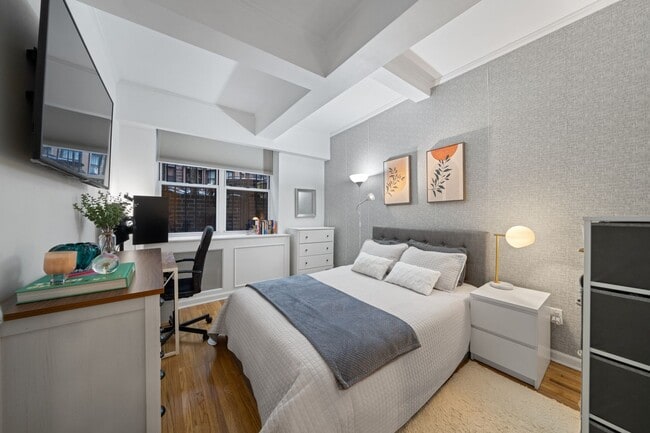 Building Photo - Charming 1BR Condo in Upper West Side