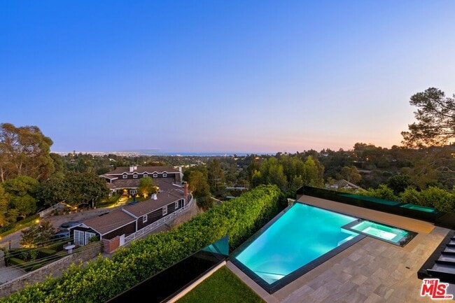 Building Photo - 1744 Correa Way