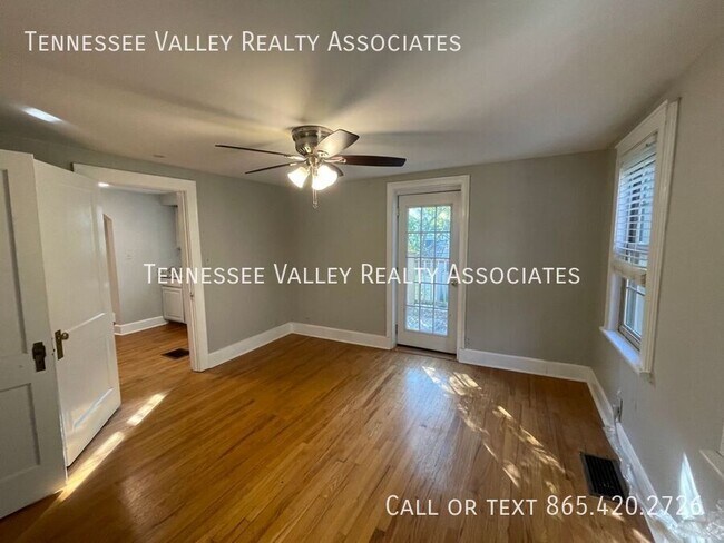 Building Photo - 419 Noelton Dr SW