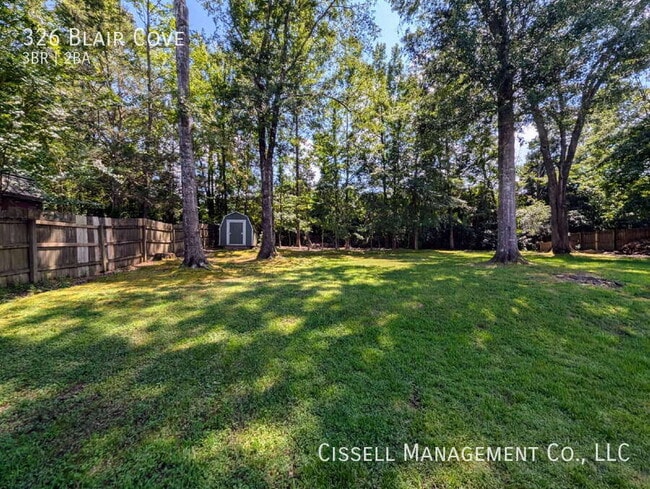 Building Photo - 326 Blair Cove