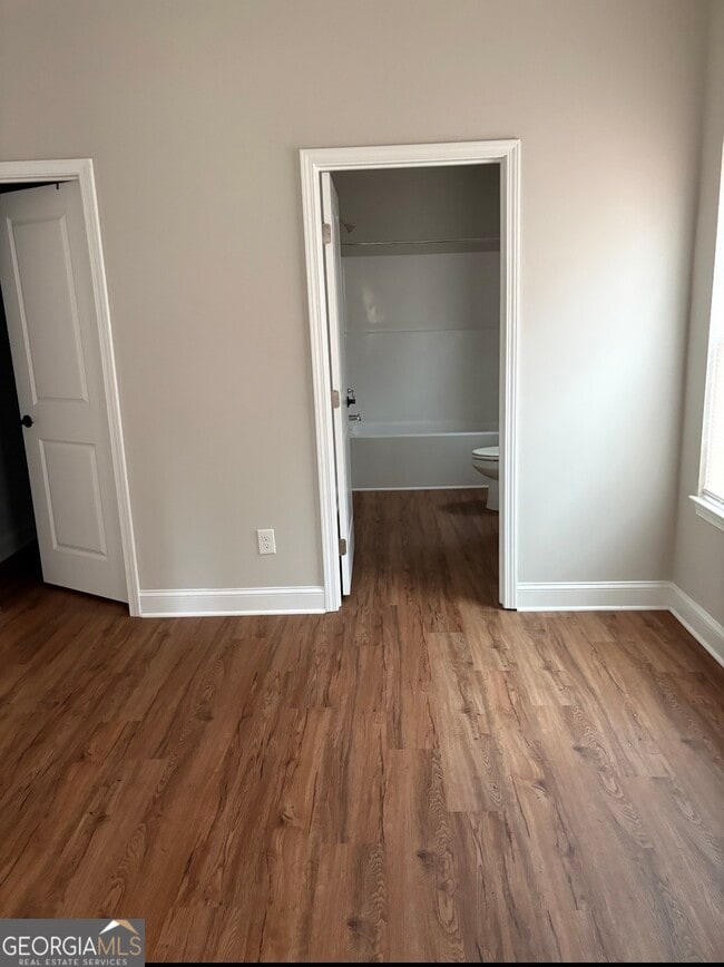 Building Photo - 121 Johnson St