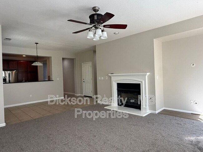 Building Photo - 475 Dartmoor Ct