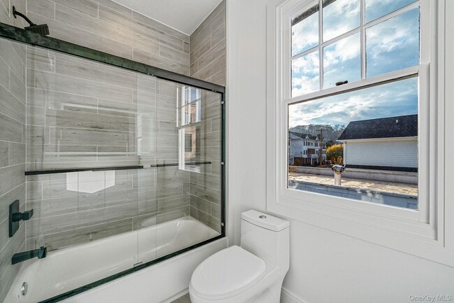 Building Photo - 24 Skillman St