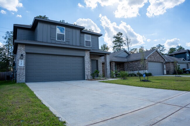 Building Photo - 5746 Hampton Vly Dr