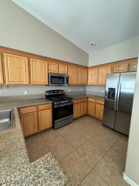 Building Photo - 4911 Black Bear Rd