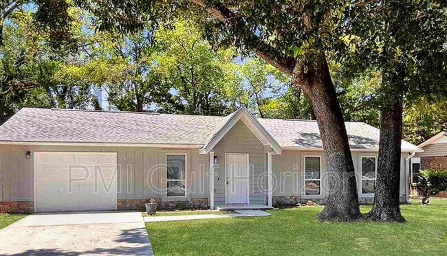 Primary Photo - 3900 Baywoods Dr