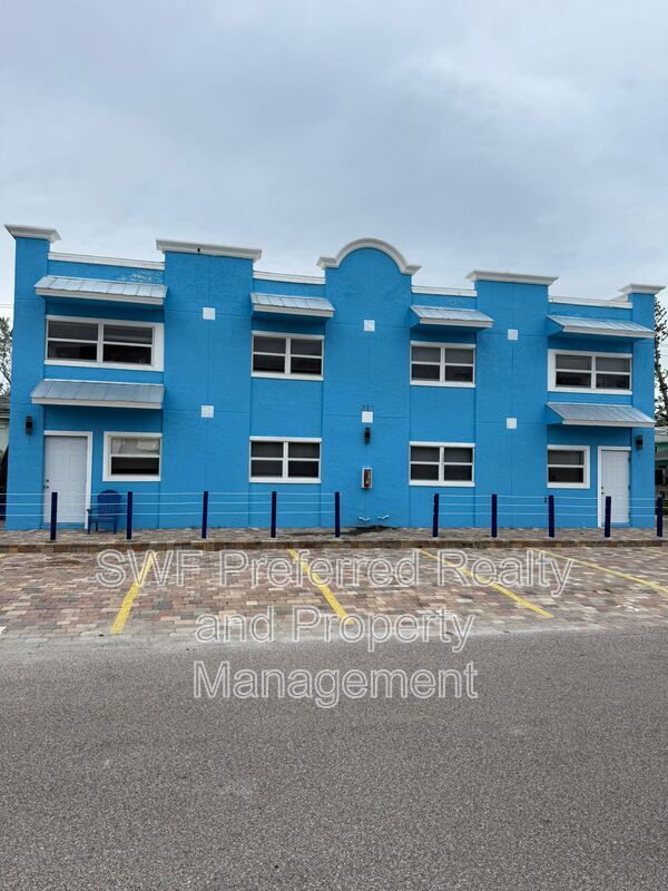 Building Photo - 222 Fairweather Ln