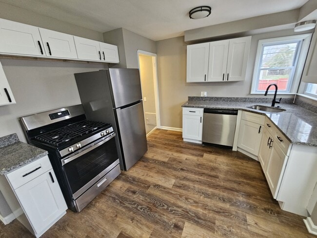 Building Photo - 19807 Gardenview Dr