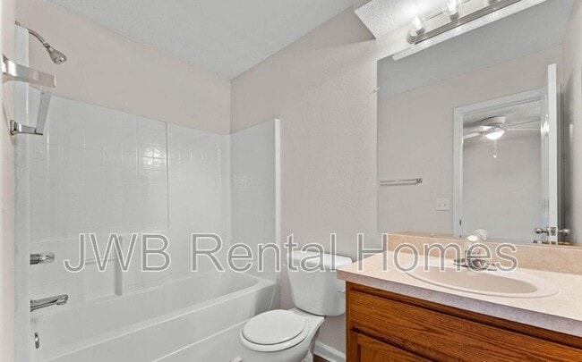 Building Photo - 4778 Playpen Dr