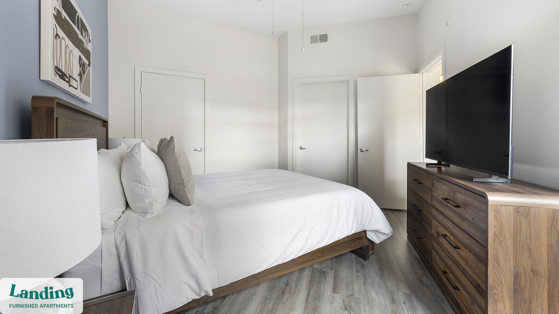 Building Photo - 810 W St Johns Ave