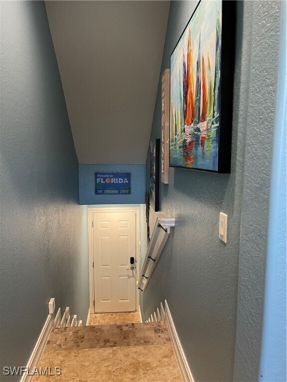 Building Photo - 9081 Albion Ln S