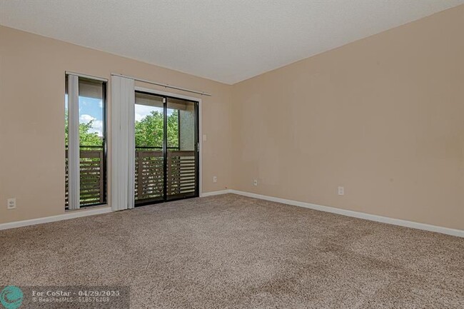 Building Photo - 9977 W Atlantic Blvd