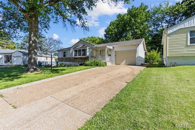 Building Photo - 9427 Atwood Dr