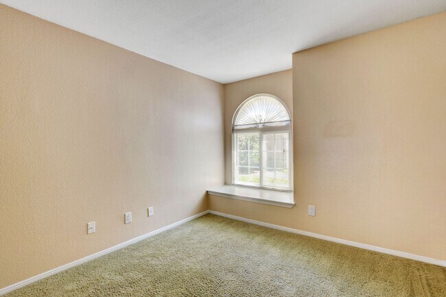Building Photo - 3145 E Flamingo Rd