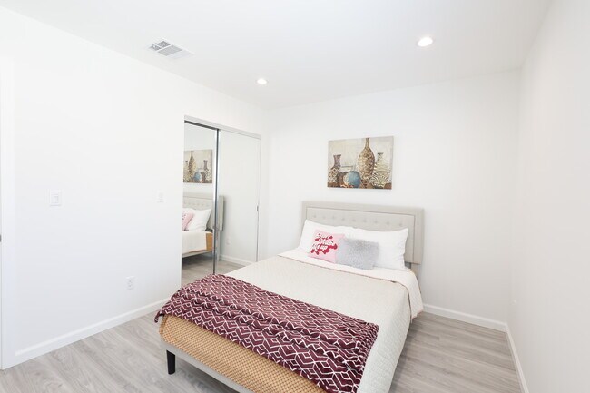 bedroom - 18623 Bryant St