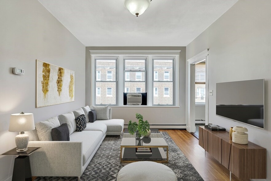 Primary Photo - 1625 Commonwealth Ave