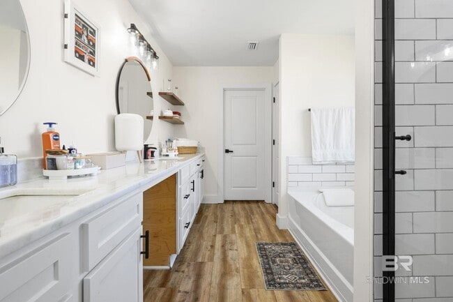 Building Photo - 350 Allison Ct