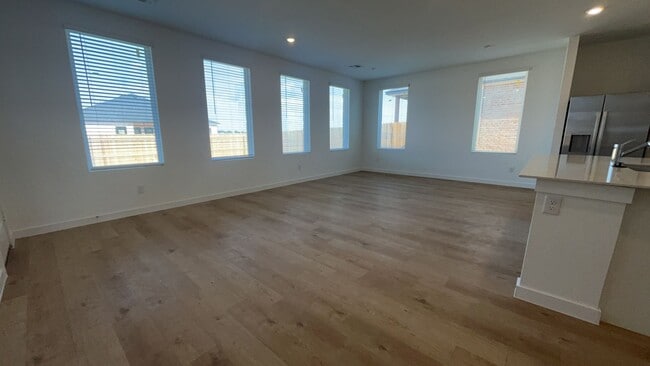 Building Photo - 20417 Mule Deer Drive
