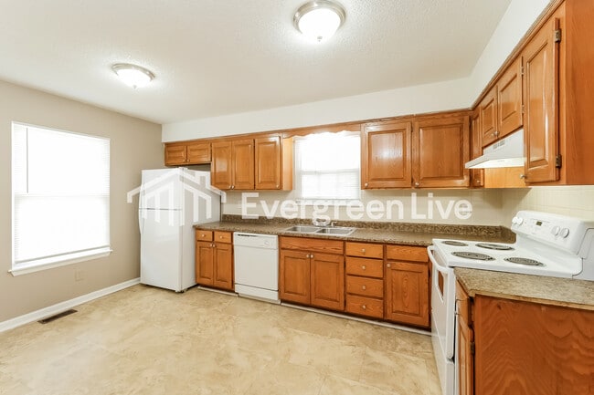 Building Photo - 7229 Marsh Ave