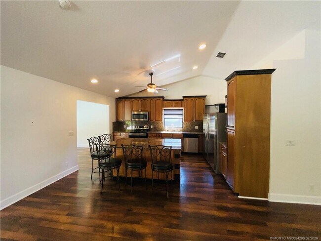 Building Photo - 2191 NW 20th Ave