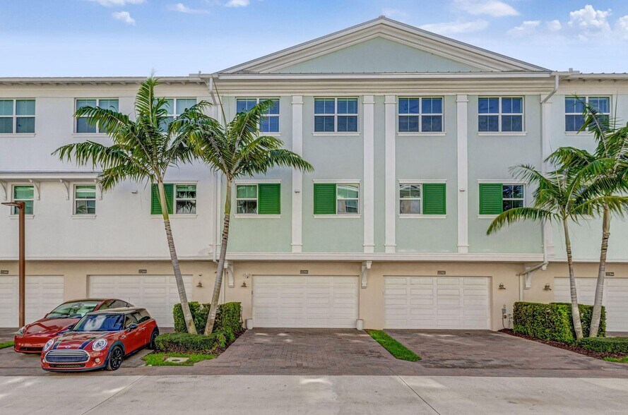 Building Photo - 13390 Alton Rd