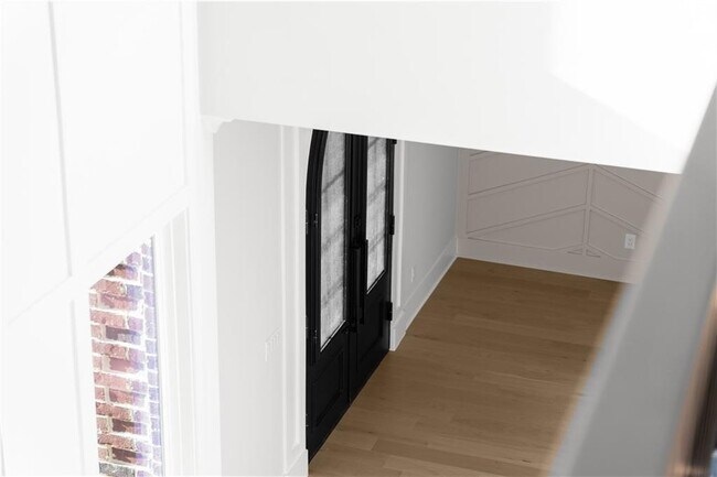 Building Photo - 407 Thunder Rd