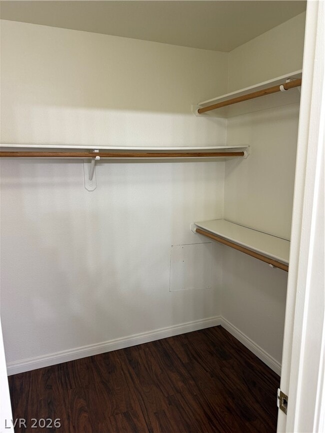 Building Photo - 10116 Desert Wind Dr