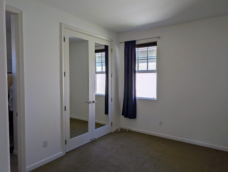 Bedroom 2-1 - 4755 Malayan St