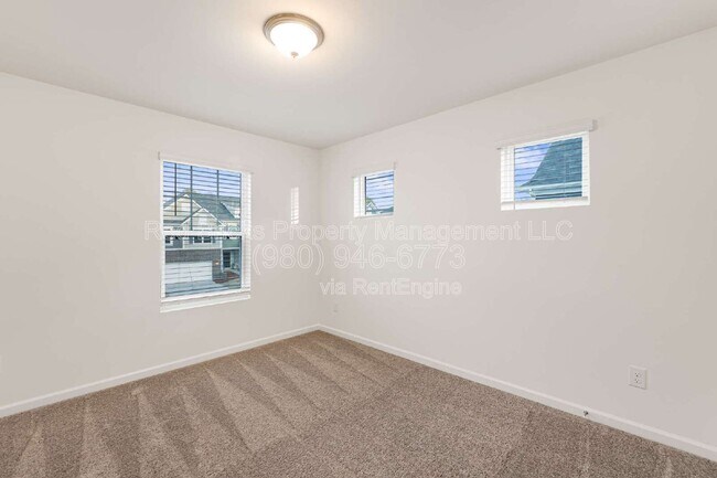 Building Photo - 240 Harpers Run Ln