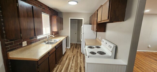 Building Photo - 3218 Canterbury Ln