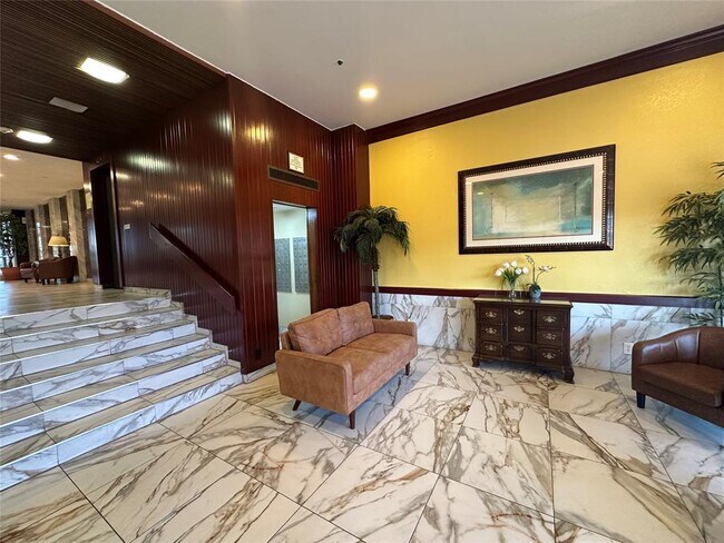 Building Photo - 7510 Hornwood Dr