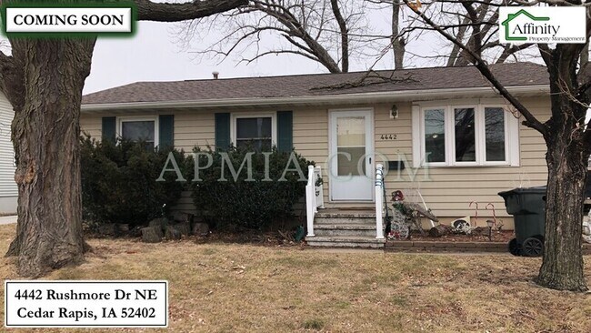 Primary Photo - 4442 Rushmore Dr NE