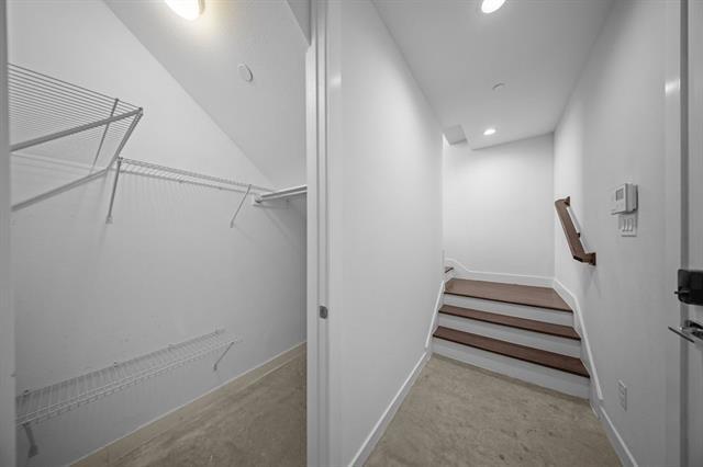 Building Photo - 4626 Munger Ave