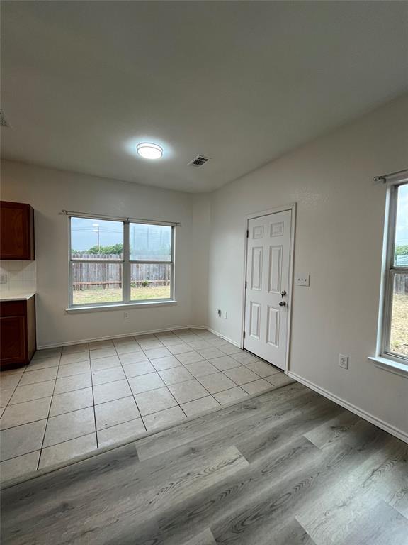 Building Photo - 3016 Aftonshire Way