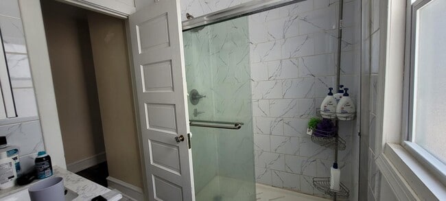 Building Photo - 302 Burmont Rd